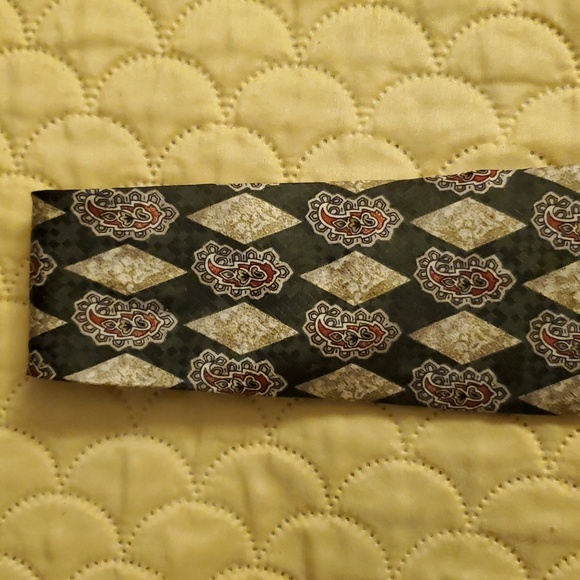 Neck Tie - Picture 2 of 3